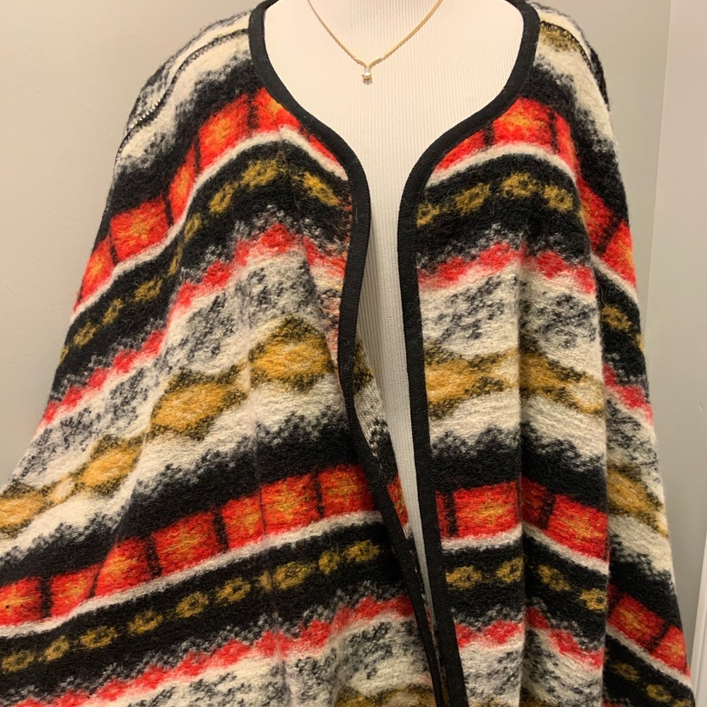 Lundström wool wrap. Immaculate
